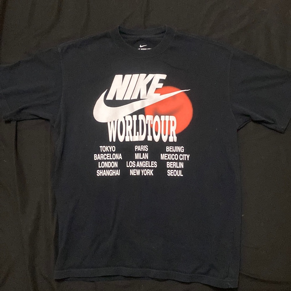 Nike World Tour T-Shirt
